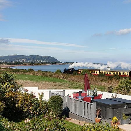 Blue Anchor House - Seaview, Hot Tub Apartments Екстериор снимка