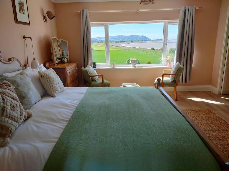 Blue Anchor House - Seaview, Hot Tub Apartments Екстериор снимка