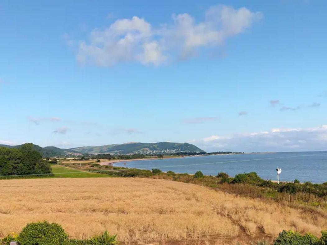 Blue Anchor House - Seaview, Hot Tub Apartments Екстериор снимка