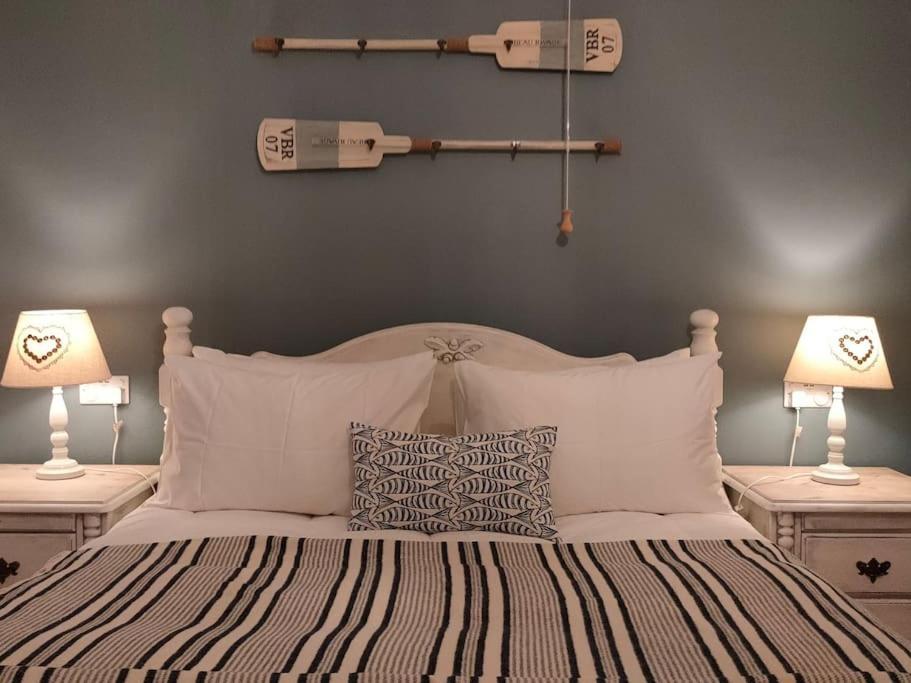 Blue Anchor House - Seaview, Hot Tub Apartments Екстериор снимка